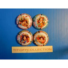 la série de 4 capsules champagne générique  femmes  2024