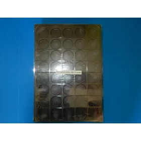 10 plateaux noir  avec couvercle 4 coins