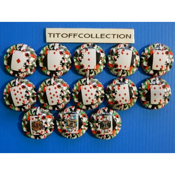 la série de 13 capsules de champagne générique  carreau ( c113 a c113 l )