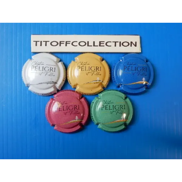 la série de 5 capsules champagne peligri christian et filles 1a 1d