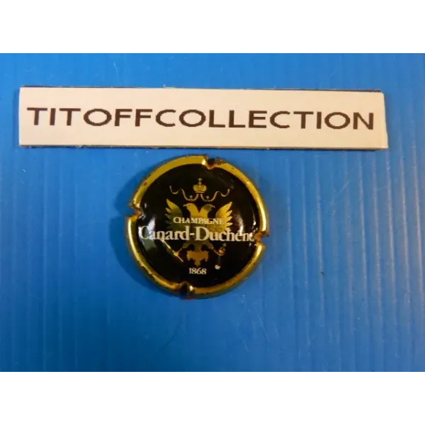 1 capsule of duck champagne - black duchéne contour gold no 51