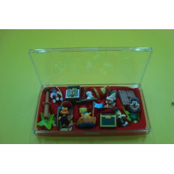 Baby looney tunes pirate 2007- boite plastique vendu sans la série de kinder