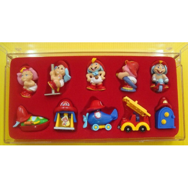 Die baby fenerwehr 2005 -  boite plastique vendu sans la série de kinder
