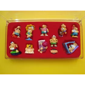 Strand Nassen im club - urlaud 2007 -  boite plastique vendu sans la série de kinder