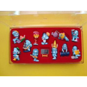 Balenotti 2002 -  boite plastique vendu sans la série de kinder