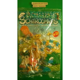 La Figurine Schtroumpf balayeur + la coiffeuse et assesoires 