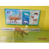 1 Figurine Kinder ANIMAIS  2012 - 2013 avec 1 BPZ