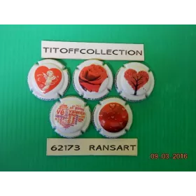 la série de 5 capsules de champagne lacour  e 